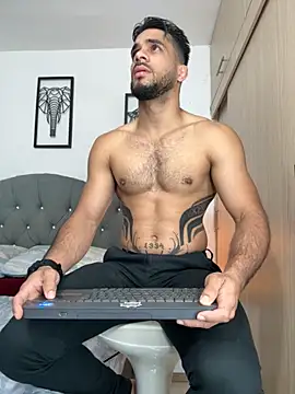 Maximiliano ford online show from 09/25/25, 10:41