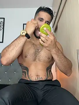 Maximiliano ford online show from 12/21/25, 10:44