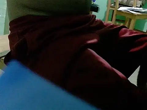 Snapshot of paulo666k chatting on 11/19/25, 12:32 paulo666k online show from 11/19/25, 12:32