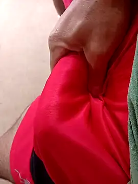 Snapshot of paulo666k chatting on 02/17/26, 10:34 paulo666k online show from 02/17/26, 10:34