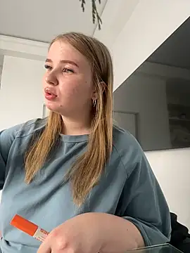 Amy Sky  online show from 03/22/25, 06:00