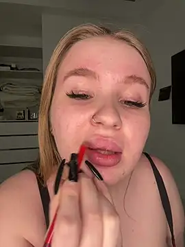 Snapshot of Amy_Sky_ chatting on 02/05/26, 06:34 Amy Sky online show from 02/05/26, 06:34