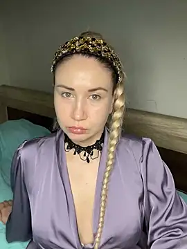 Nikusia online show from 03/22/25, 06:14