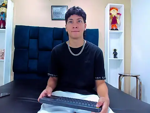 Jhojan twink online show from 11/21/25, 12:59