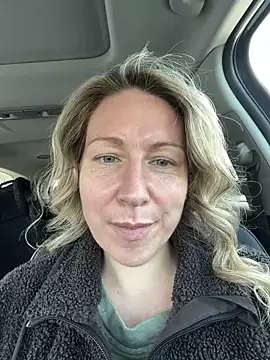 LittleMsMILF online show from 02/26/26, 03:44