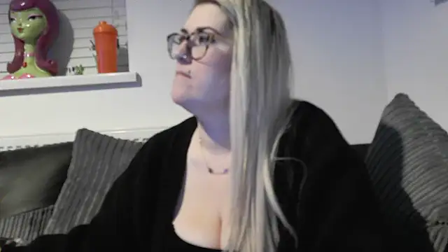 Sizzling Indie36 online show from 11/21/25, 06:06