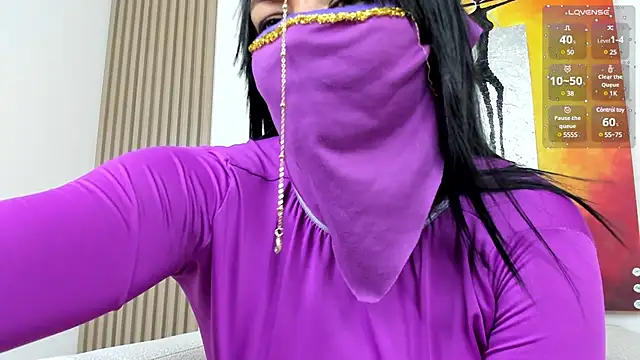 Layla arabelle online show from 03/15/25, 09:49