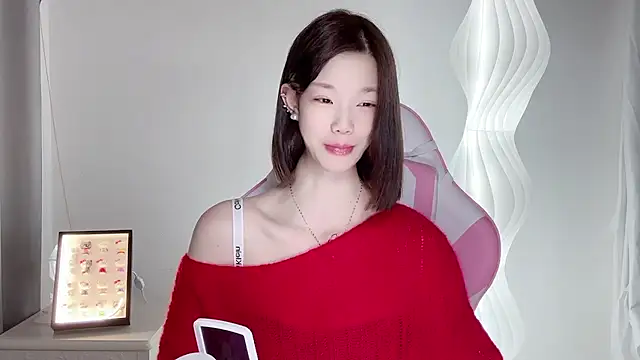Snapshot of Gogo-888 chatting on 10/10/25, 11:53 Gogo-888 online show from 10/10/25, 11:53