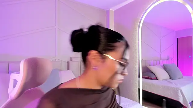 Eimmy bm online show from 09/30/25, 05:07