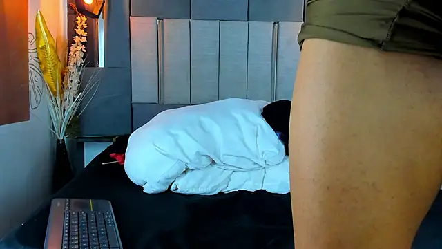 LilithAndKai online show from 03/21/25, 07:11