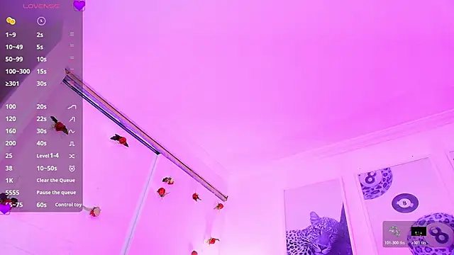 Valen ross  online show from 02/16/26, 10:17