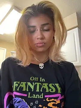 Harley cams online show from 10/26/25, 06:14