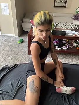 Harley cams online show from 11/10/25, 09:03