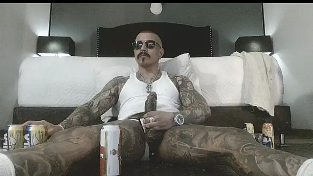 danilog515 online show from 11/25/25, 05:18