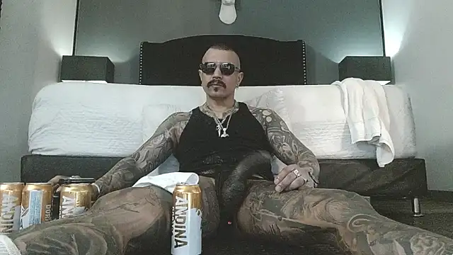 danilog515 online show from 01/13/26, 09:42