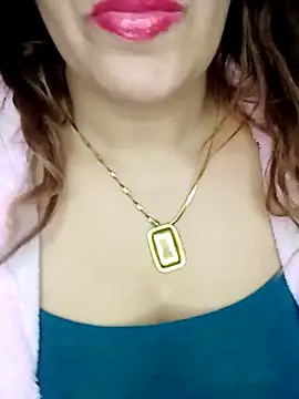 Maya-Moon online show from 11/29/25, 03:48