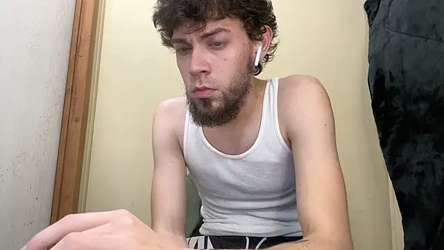 bwcizThrobbing online show from 03/18/25, 11:41