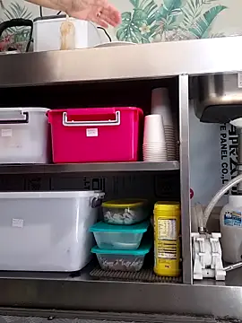 emiliemilf online show from 10/23/25, 08:18