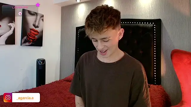 Snapshot of LiamWildx20 chatting on 01/17/26, 05:12 LiamWildx20 online show from 01/17/26, 05:12