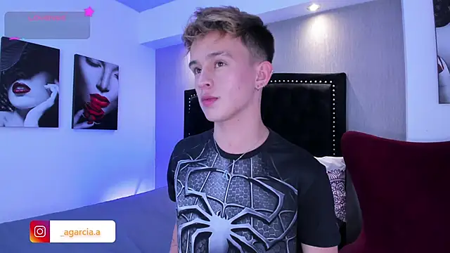 Snapshot of LiamWildx20 chatting on 02/08/26, 03:54 LiamWildx20 online show from 02/08/26, 03:54