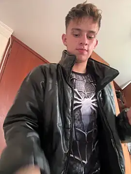 LiamWildx20 online show from 03/22/26, 07:50