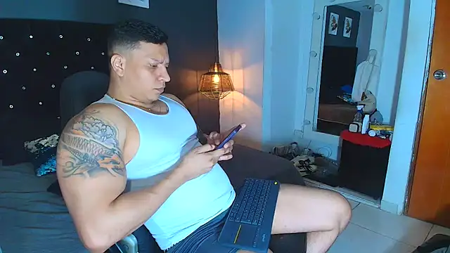 ethan dalton  online show from 11/01/25, 03:19