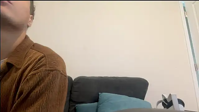 Snapshot of shurthingx chatting on 01/06/26, 05:27 shurthingx online show from 01/06/26, 05:27