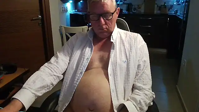 JamesBauer online show from 03/03/26, 04:51