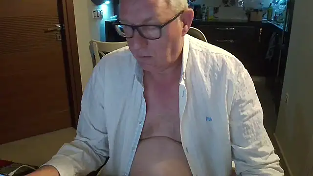 JamesBauer online show from 03/08/26, 04:05