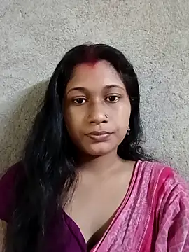 Snapshot of adrija94 chatting on 11/13/25, 04:33 adrija94 online show from 11/13/25, 04:33