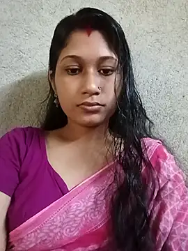 Snapshot of adrija94 chatting on 11/14/25, 07:29 adrija94 online show from 11/14/25, 07:29