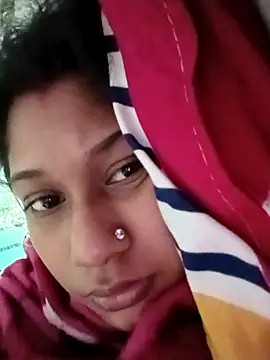 Snapshot of adrija94 chatting on 11/17/25, 12:44 adrija94 online show from 11/17/25, 12:44