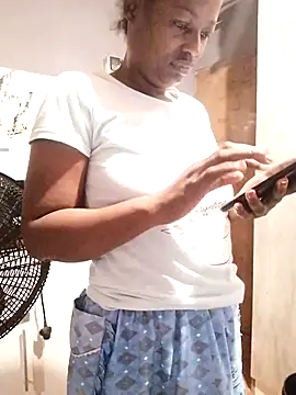 sexylira online show from 09/22/25, 09:44