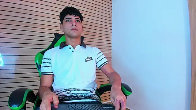 317894 online show from 04/13/26, 03:39