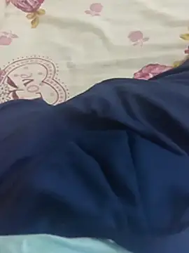 Snapshot of truckerjummper chatting on 10/25/25, 07:27 truckerjummper online show from 10/25/25, 07:27