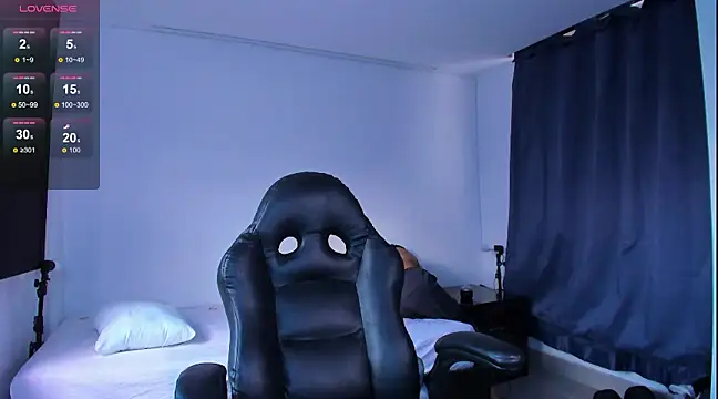 Snapshot of Etheral_teo chatting on 03/20/25, 08:19 Etheral teo online show from 03/20/25, 08:19