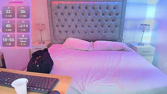 Lia adamsss online show from 11/30/25, 03:43