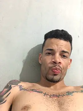 HenriquePhn online show from 08/04/26, 04:37