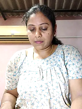 JENNIFERtamil online show from 05/15/26, 07:48