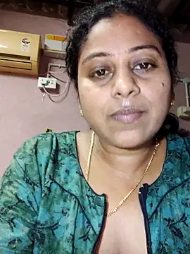JENNIFERtamil online show from 05/18/26, 07:58