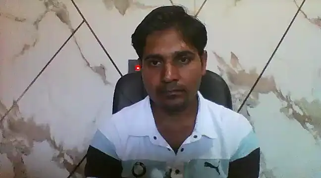 Snapshot of johnny8731 chatting on 03/16/25, 09:16 johnny8731 online show from 03/16/25, 09:16