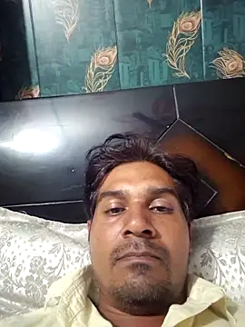 Snapshot of johnny8731 chatting on 10/09/25, 03:21 johnny8731 online show from 10/09/25, 03:21