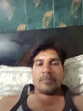 johnny8731 online show from 06/24/26, 05:23