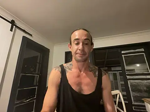 Snapshot of mastertittiefkr chatting on 10/22/25, 09:42 mastertittiefkr online show from 10/22/25, 09:42