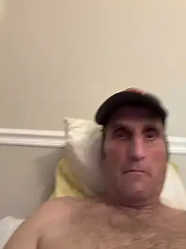 Snapshot of Bw3322 chatting on 09/24/25, 10:07 Bw3322 online show from 09/24/25, 10:07