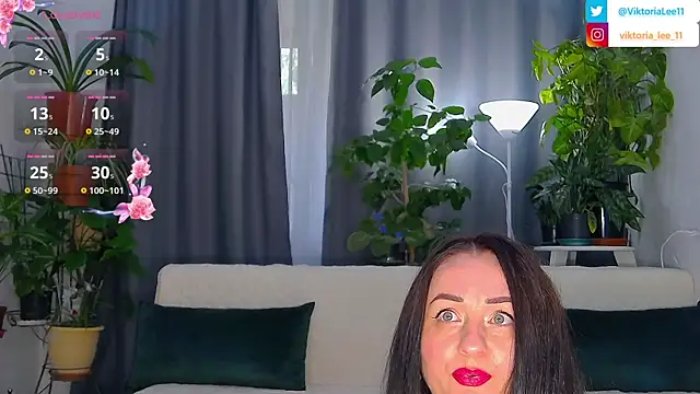 Viktoriafayx online show from 09/15/25, 09:20