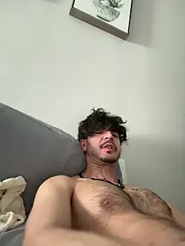 VicS119717 online show from 03/22/25, 06:03