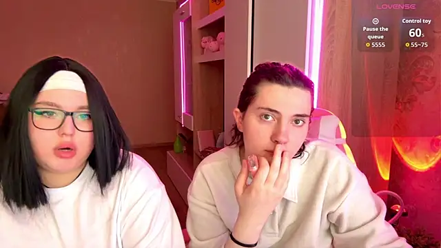 camgirl xxx online show from 02/19/26, 12:23