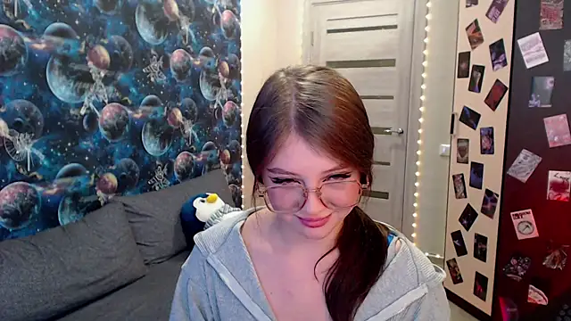 Snapshot of GinnyBlacky chatting on 10/08/25, 04:15 GinnyBlacky online show from 10/08/25, 04:15