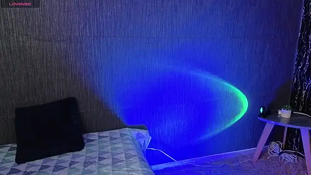 Thalia anderson online show from 04/15/26, 12:06